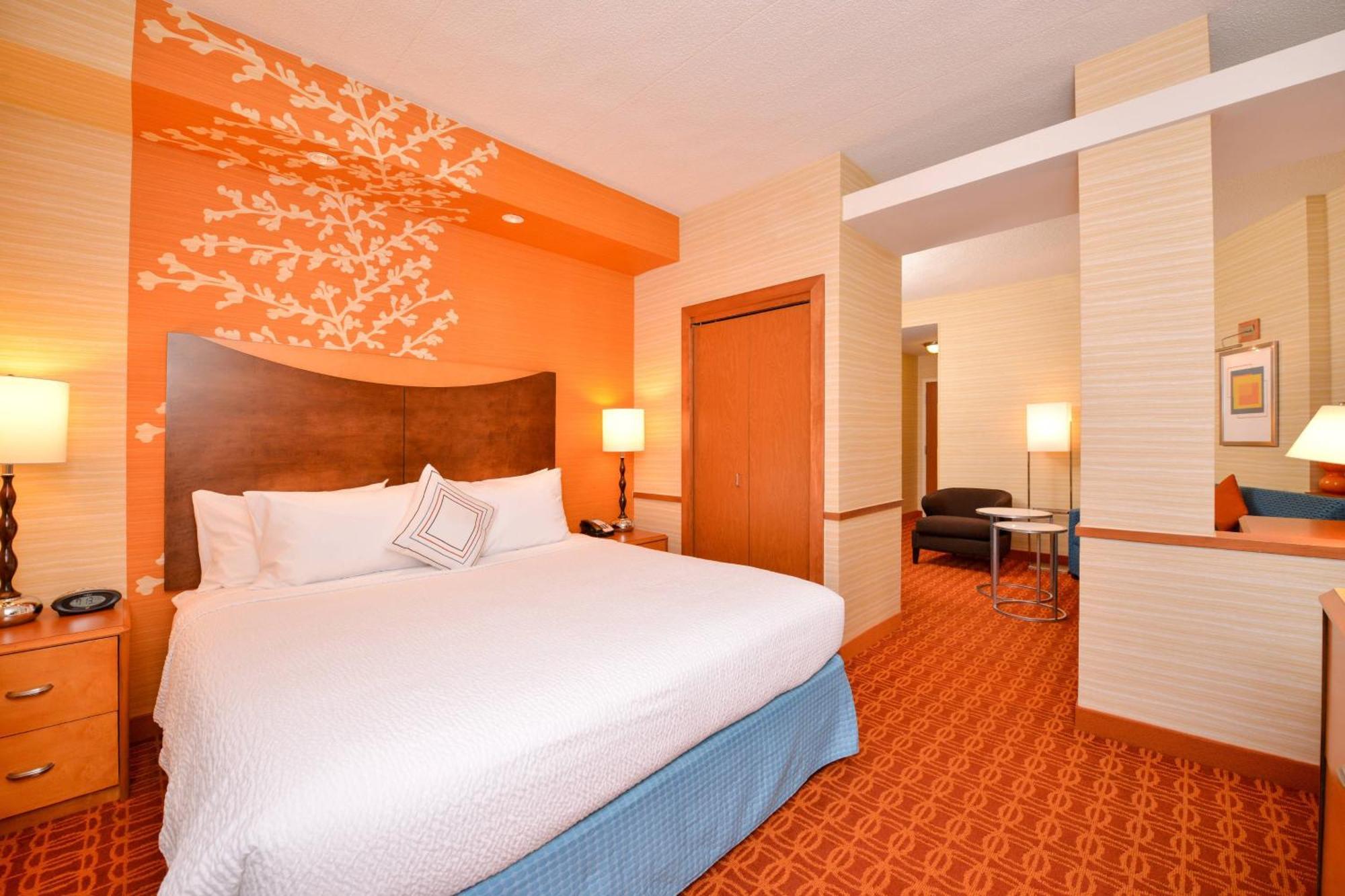 Fairfield Inn & Suites וויט מארש מראה חיצוני תמונה